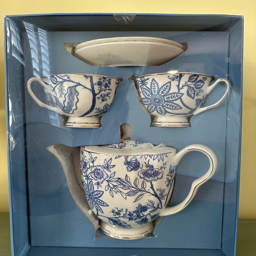 Grace Teaware Set
